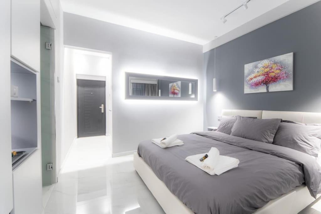 Lux Seaside Apartment By Volos Hospitality Exteriér fotografie